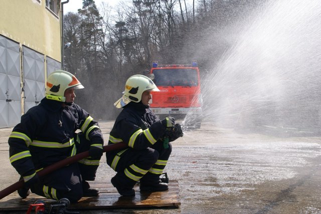 flashover-kontejner-hamry-u-prostejova 02